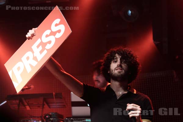 I AM UN CHIEN - 2014-10-16 - PARIS - Bus Palladium - 